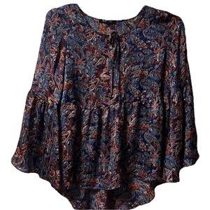 Relativity ~ Women’s ~ Top ~ Medium ~ Blouse ~ Bell Sleeves ~ Paisley
